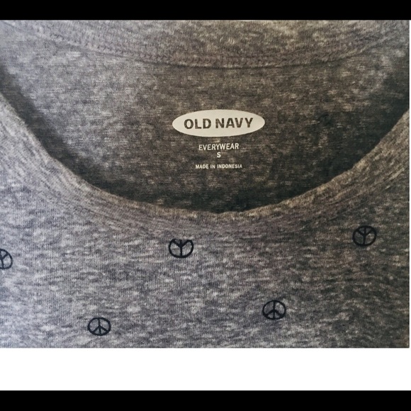 OLD NAVY Everywhere Dainty Peace Sign Print Tee/Top With Cap Sleeves Grey Small - Picture 10 of 11